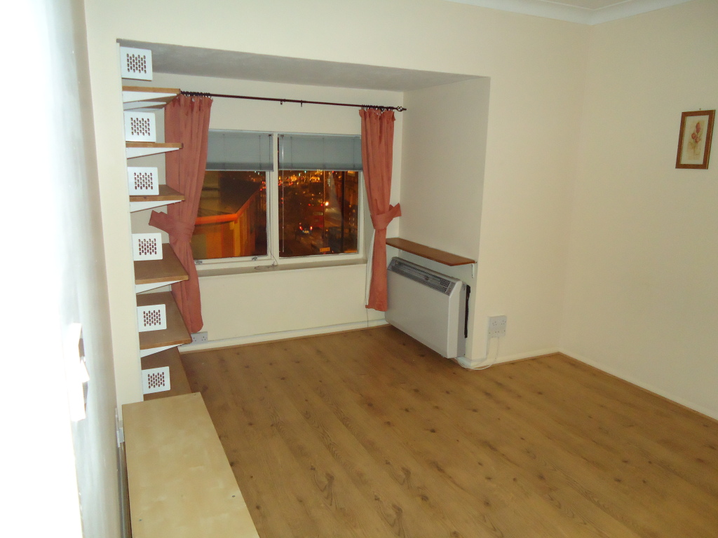 Chaucer Drive, Southwark, London, SE1 - London
