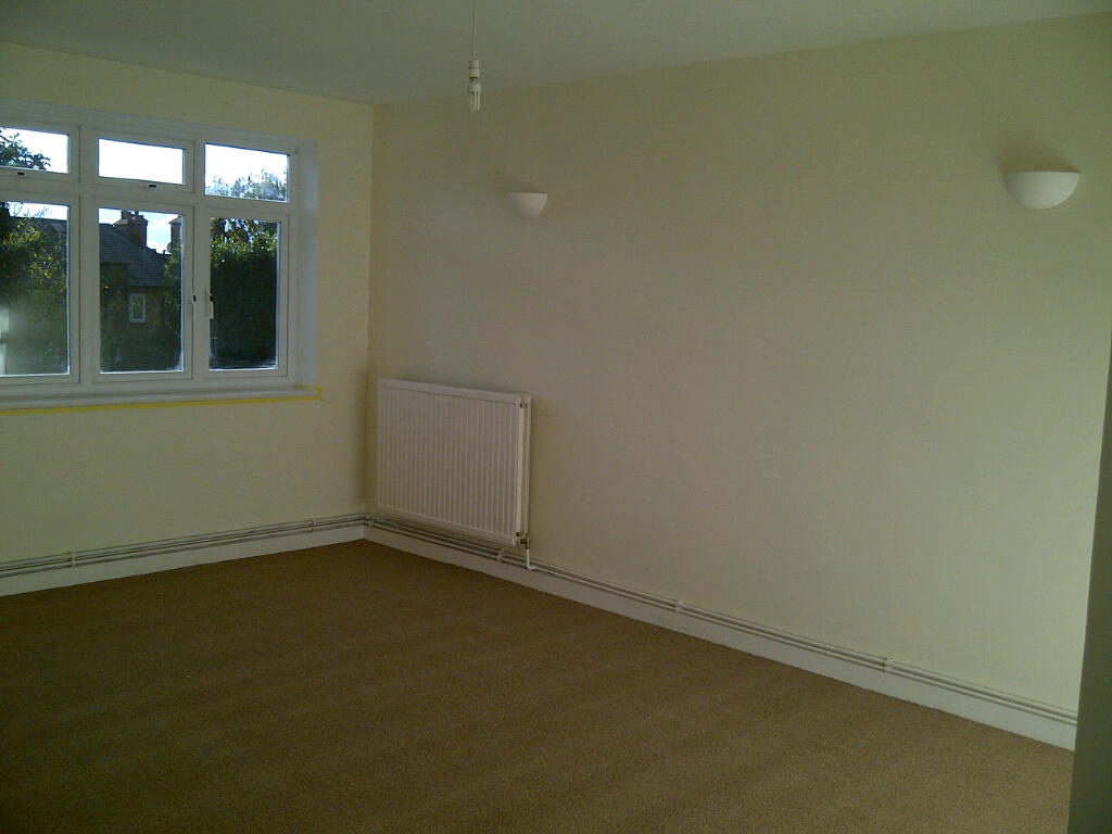 Groomfield Close, Tooting, London, SW17 - London